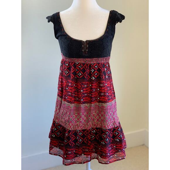 Free People Dresses & Skirts - Vtg Free People Crochet Lace Beaded Tiered Mini Dress 4 S Red Black Boho Flounce